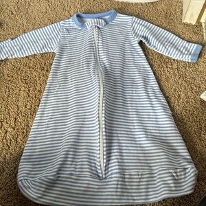 White and blue stripes sleeper